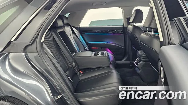 Hyundai Grandeur GN7 — Фото автомобиля 18