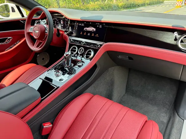 Bentley Continental — Фото автомобиля 15