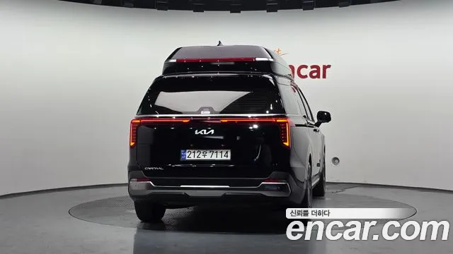 Kia Canival Новый Carnival 4 поколение Бензин 7 мест Hi-Limousine — Фото автомобиля 2