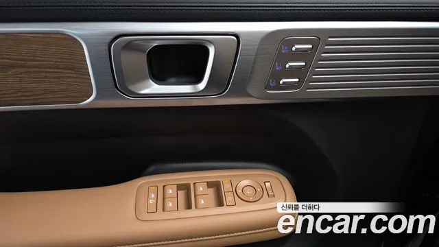 Hyundai Santafe Santa Fe (MX5) Бензин 2.5T 2WD — Фото автомобиля 16