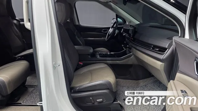 Kia Carnival 4th Gen — Фото автомобиля 17