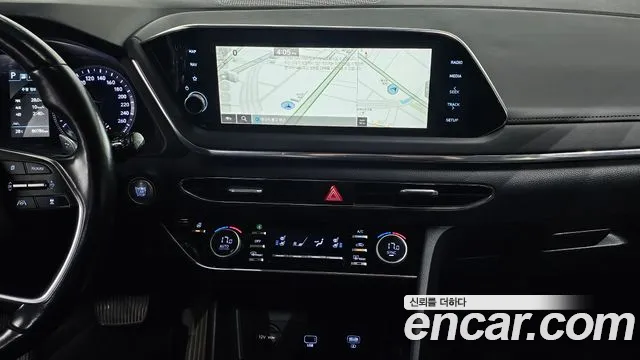Hyundai Sonata — Фото автомобиля 14