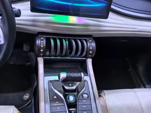BYD Yuan PLUS — Фото автомобиля 11