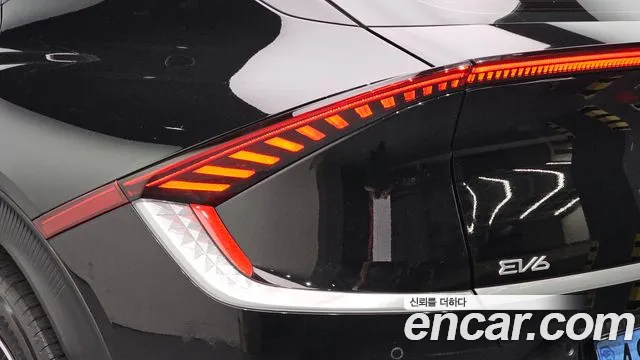 Kia EV6 — Фото автомобиля 8