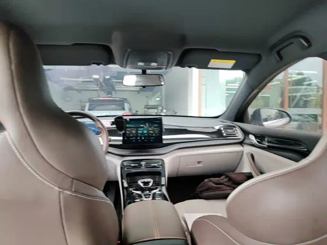 BYD Qin PLUS — Фото автомобиля 17