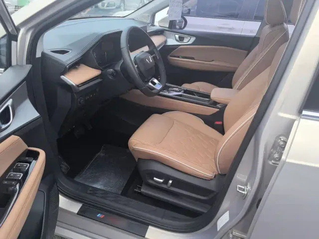 Wuling Jiachen — Фото автомобиля 11