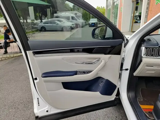 BYD Song PLUS — Фото автомобиля 6