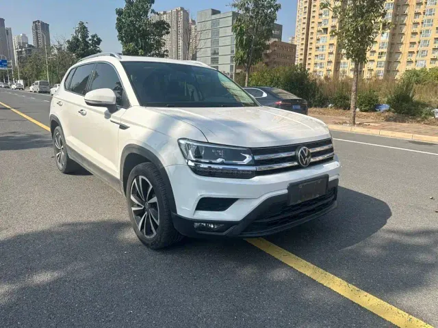 Volkswagen Tharu — Фото автомобиля 3