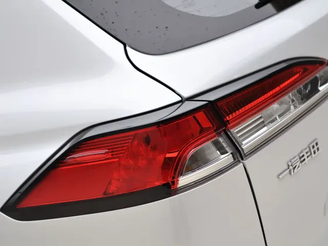 Toyota Corolla Cross — Фото автомобиля 21