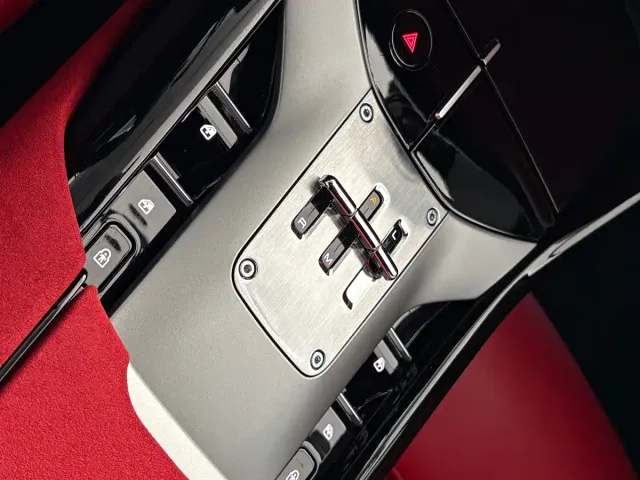 Ferrari Purosangue — Фото автомобиля 28