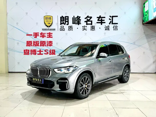 Фотография автомобиля — BMW X5