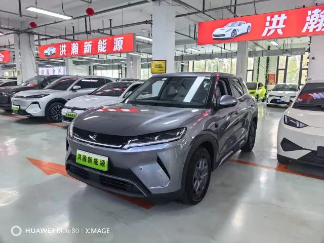 Фотография автомобиля — BYD Yuan UP