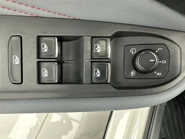 Volkswagen Lamando — Фото автомобиля 12