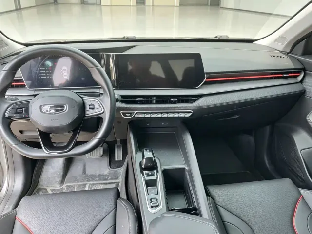 Geely Binrui — Фото автомобиля 4