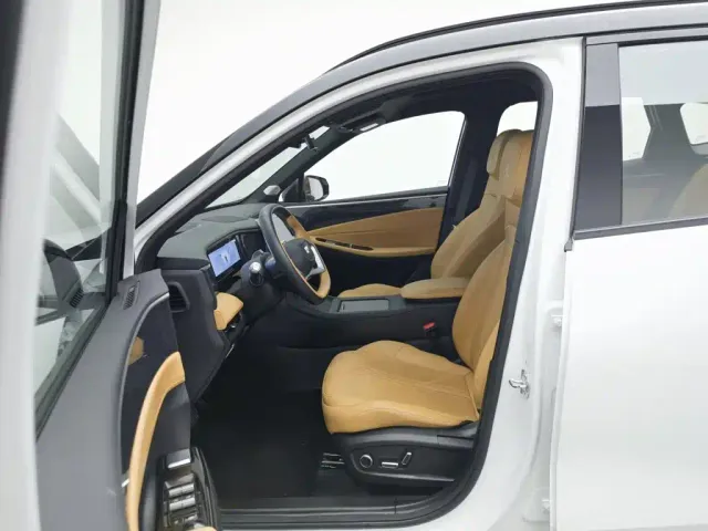 Geely Galaxy L7 — Фото автомобиля 10