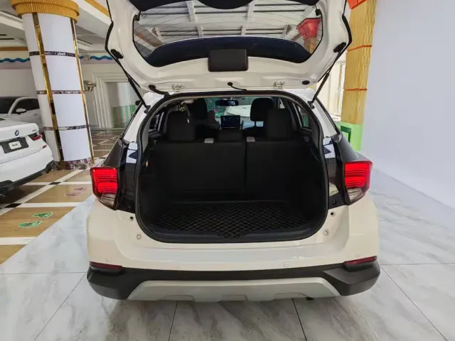 Toyota YARiS L Zhi Xuan — Фото автомобиля 21