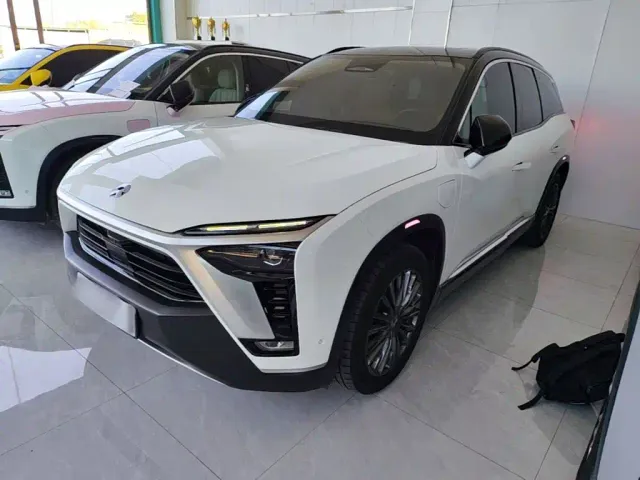 Фотография автомобиля — Nio ES8