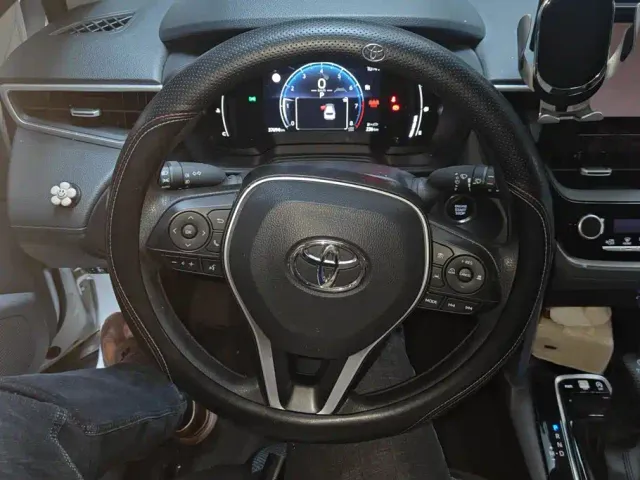 Toyota Corolla Cross — Фото автомобиля 15