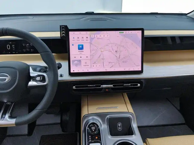 GAC Trumpchi E8 — Фото автомобиля 13