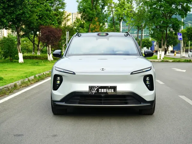 Nio ES6 — Фото автомобиля 2