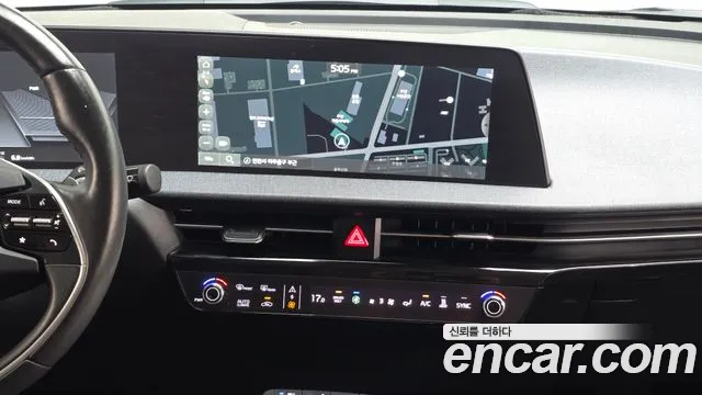 Kia EV6 — Фото автомобиля 14