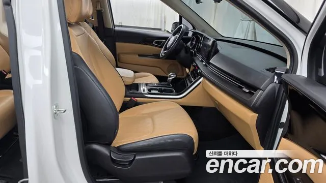 Kia Canival Carnival 4 поколение Бензин 9 мест Prestige — Фото автомобиля 11