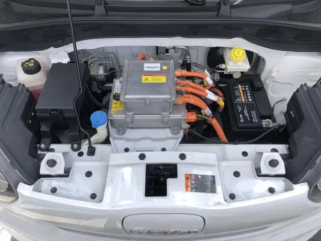 Roewe Clever — Фото автомобиля 6