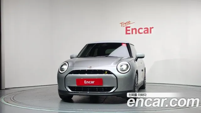 Mini Cooper — Фото автомобиля 3
