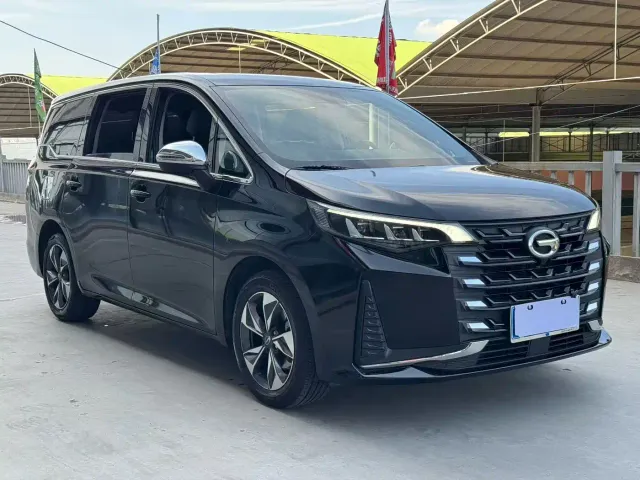 GAC Trumpchi M6 — Фото автомобиля 3