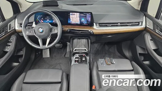 BMW 2 Series U06 — Фото автомобиля 10