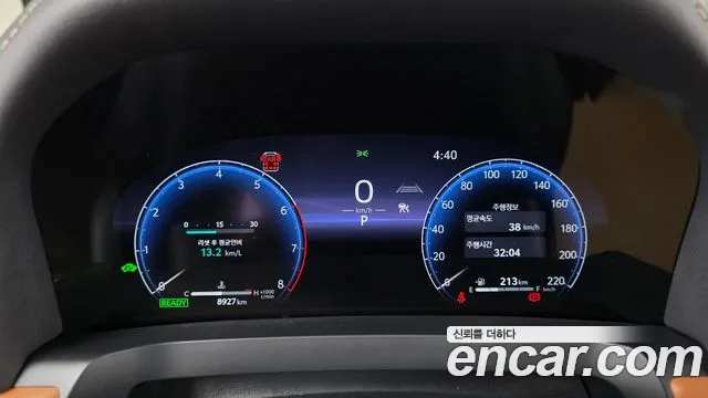Toyota Alphard — Фото автомобиля 8