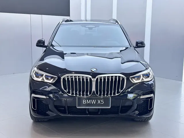 BMW X5 — Фото автомобиля 2