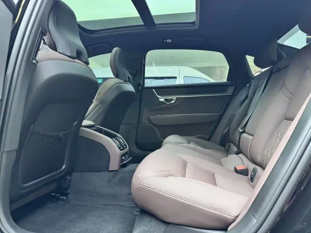 Volvo S90 — Фото автомобиля 12