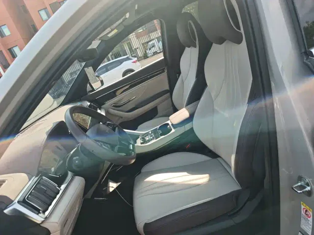 BYD Song PLUS — Фото автомобиля 16