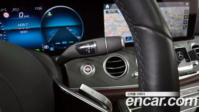 Mercedes-Benz E-Class E-класс W213 E350 4MATIC Exclusive — Фото автомобиля 9