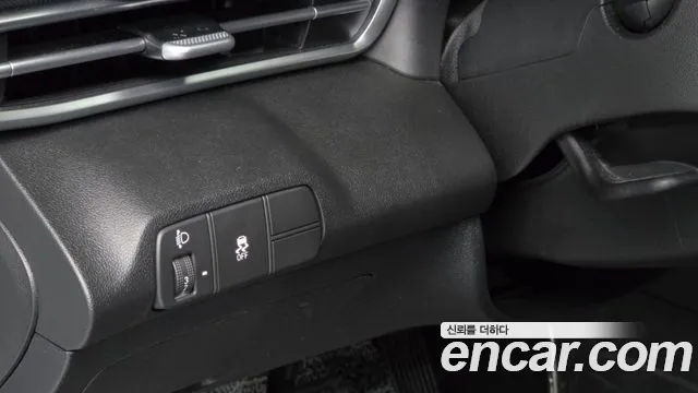 Hyundai Avante CN7 — Фото автомобиля 16