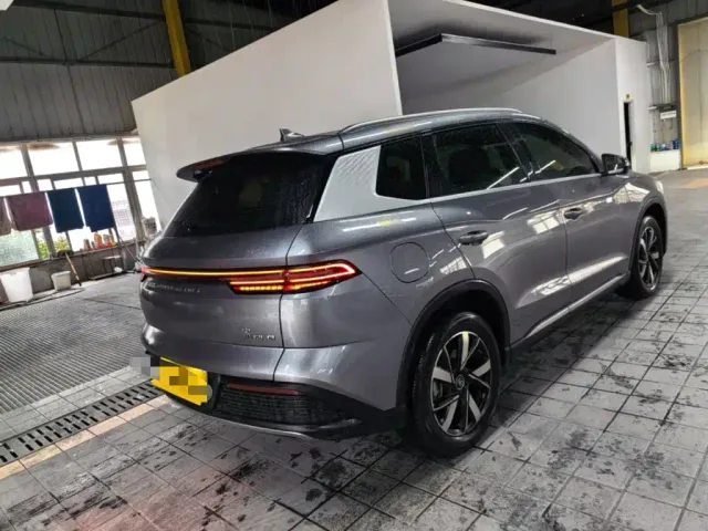 BYD Song Pro — Фото автомобиля 6