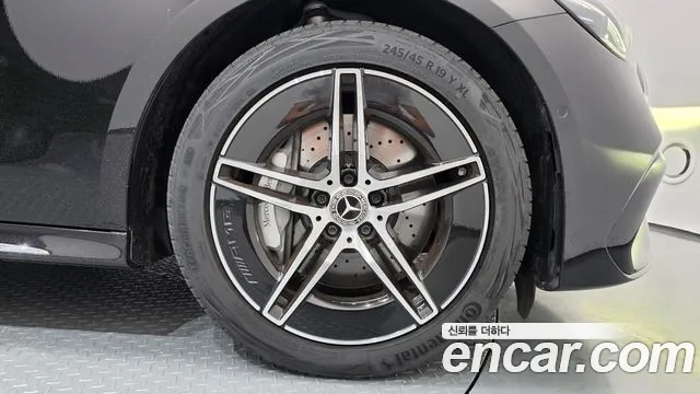 Mercedes-Benz E-Class W214 — Фото автомобиля 6
