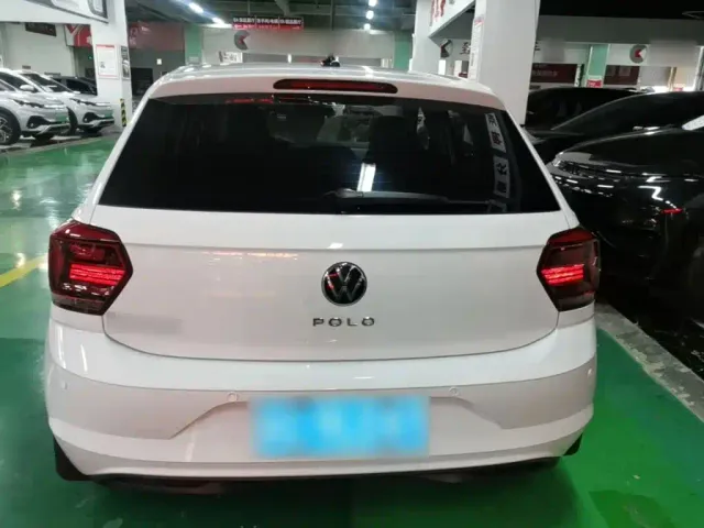 Volkswagen Polo — Фото автомобиля 5