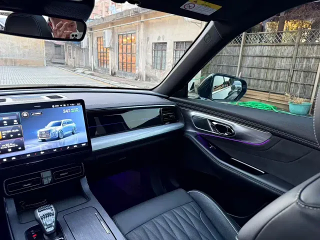 GAC Trumpchi GS8 — Фото автомобиля 8