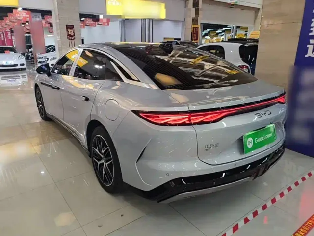 BYD Han L — Фото автомобиля 4