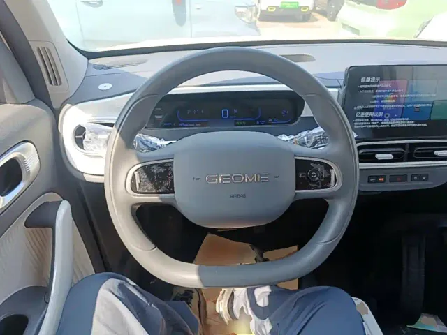 Geely Panda — Фото автомобиля 10