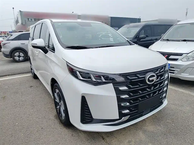 GAC Trumpchi M6 — Фото автомобиля 3