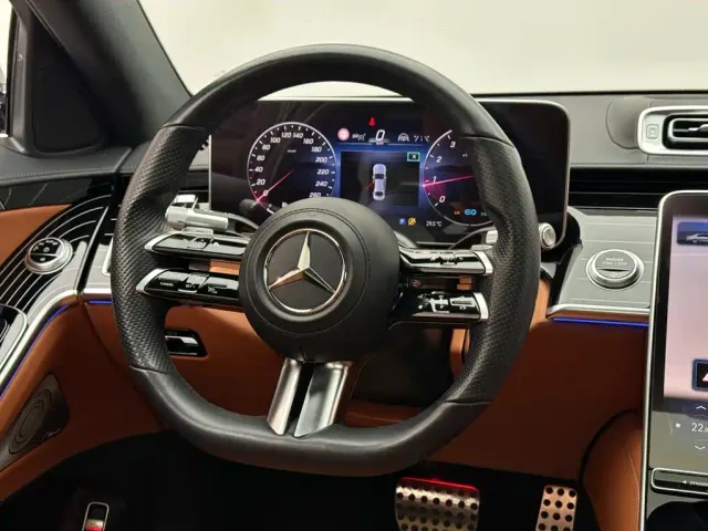 Mercedes-Benz S-Class — Фото автомобиля 12