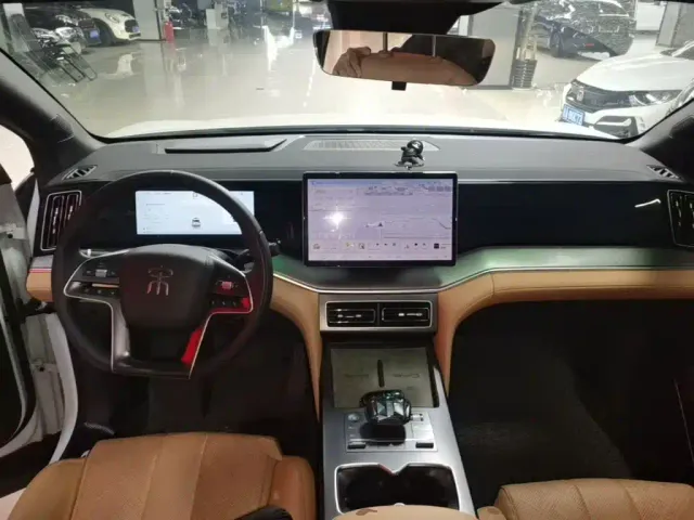 BYD Song L DM-i — Фото автомобиля 9