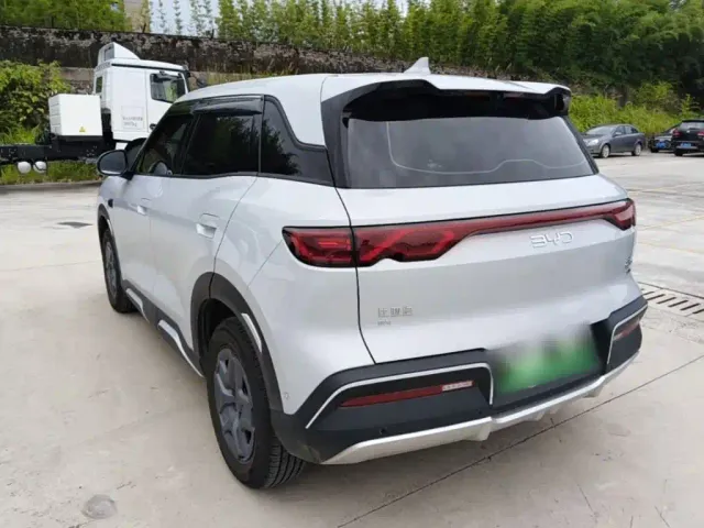 BYD Yuan UP — Фото автомобиля 23