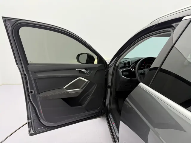 Audi Q3 — Фото автомобиля 23