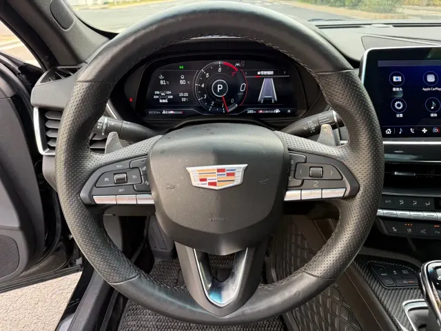 Cadillac CT5 — Фото автомобиля 6