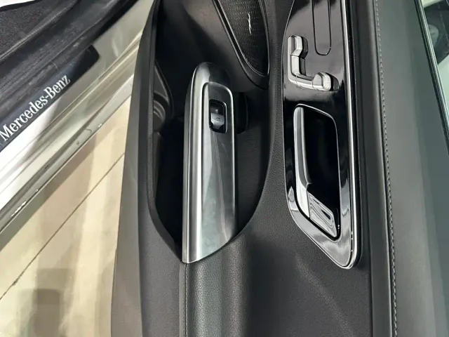 Mercedes-Benz C-Class — Фото автомобиля 8
