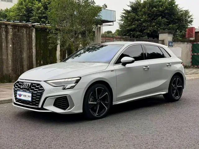 Фотография автомобиля — Audi A3